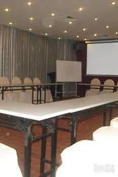 Zhuhai Haijing Hotel 3*,